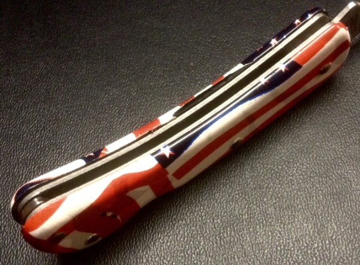 CAMILLUS 907F-"Ol' Glory" Series<br />Pocket Knife #44.