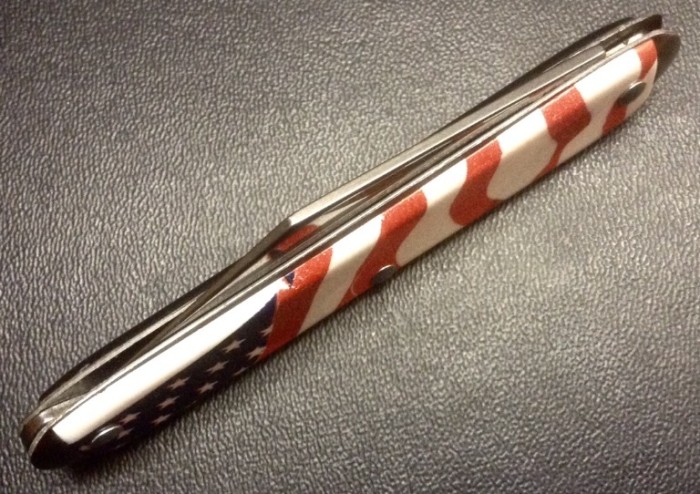 CAMILLUS SB100F-"Ol' Glory" Series<br />Pocket Knife #45.