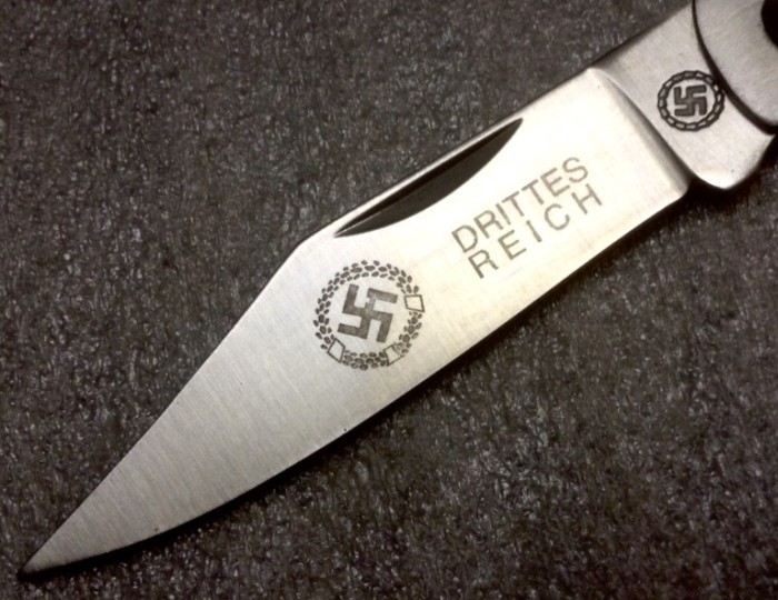 The Two Main Blade Front Etches.