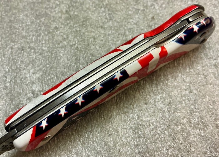 CAMILLUS 907F-"Ol' Glory" Series<br />Pocket Knife #47.