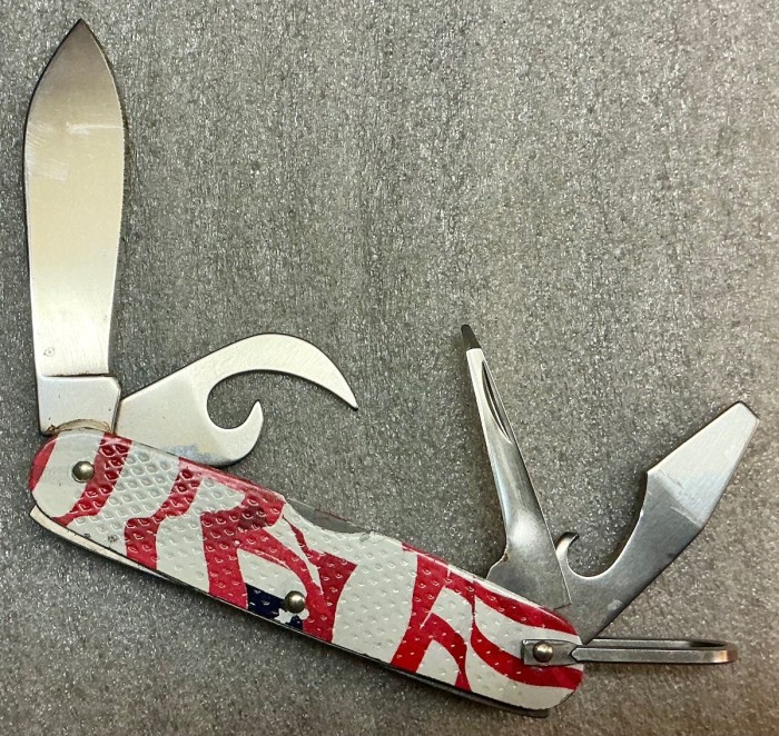CAMILLUS 1760F-"Ol' Glory" Series<br />Pocket Knife #50.