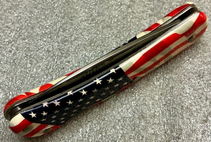 CAMILLUS 907F-"Ol' Glory" Series<br />Pocket Knife #53.