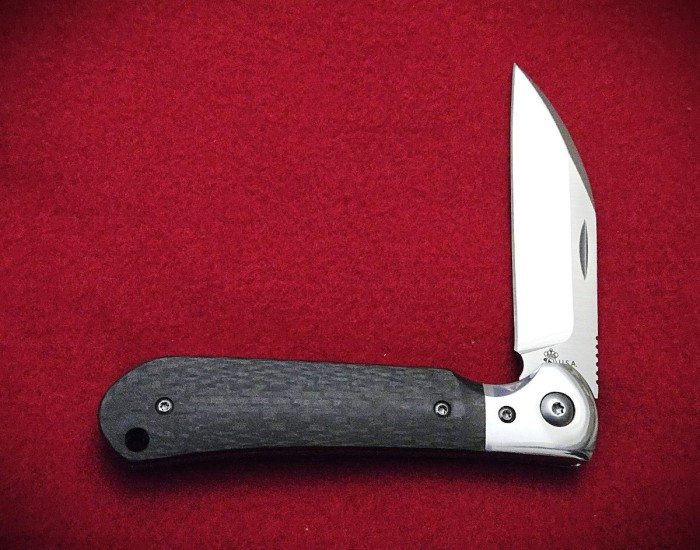 .1 Queen Carbon Fiber Wharncliffe.jpg