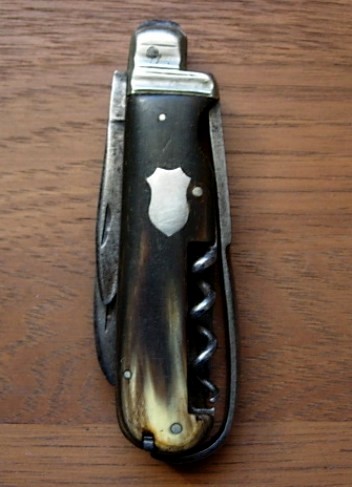 Knife 050.jpg