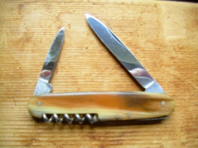 Knife 010.jpg