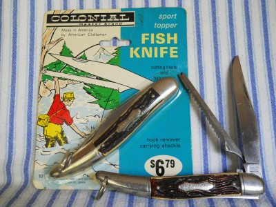 Has bail on fish knife.