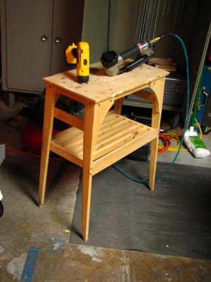 A little table to keep tools at hand while trimming.