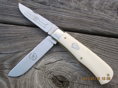 2006 #23 Ivory Casien Serial #215 F.JPG