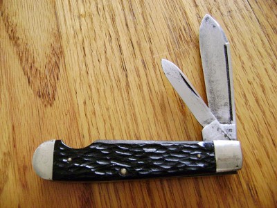 Camillus 33 EZ Open Mark.JPG