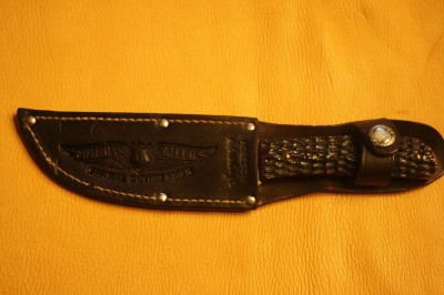 Robeson Shuredge Scout fix-blade a.jpg