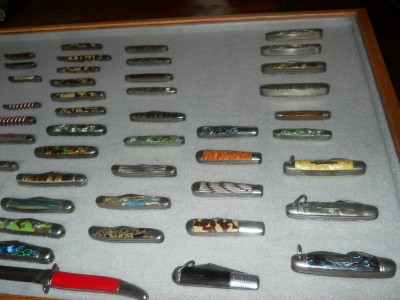 Coffee Table Knives R.JPG